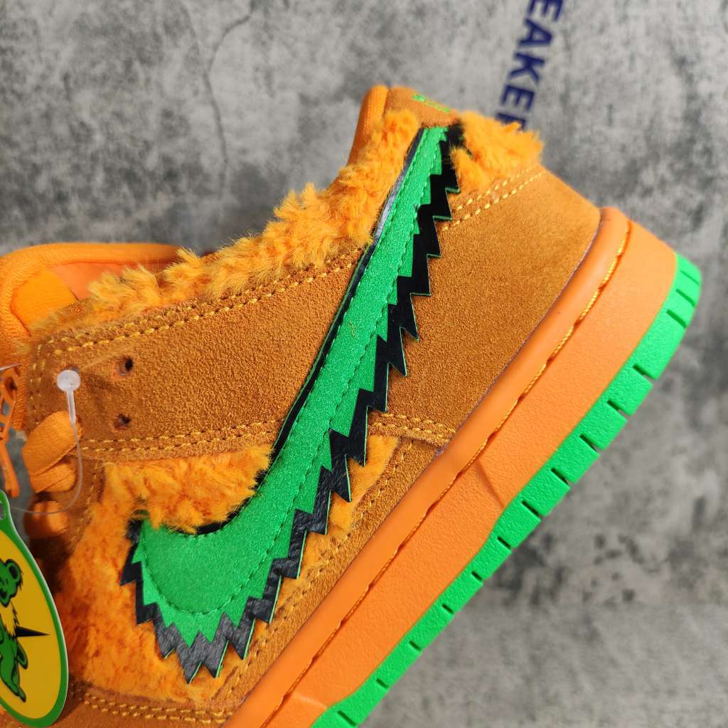 Nike SB Dunk Low Grateful Dead Bears Orange CJ5378-800