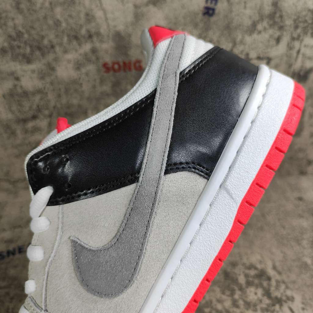 Nike SB Dunk Low Infrared Orange Label CD2563-004