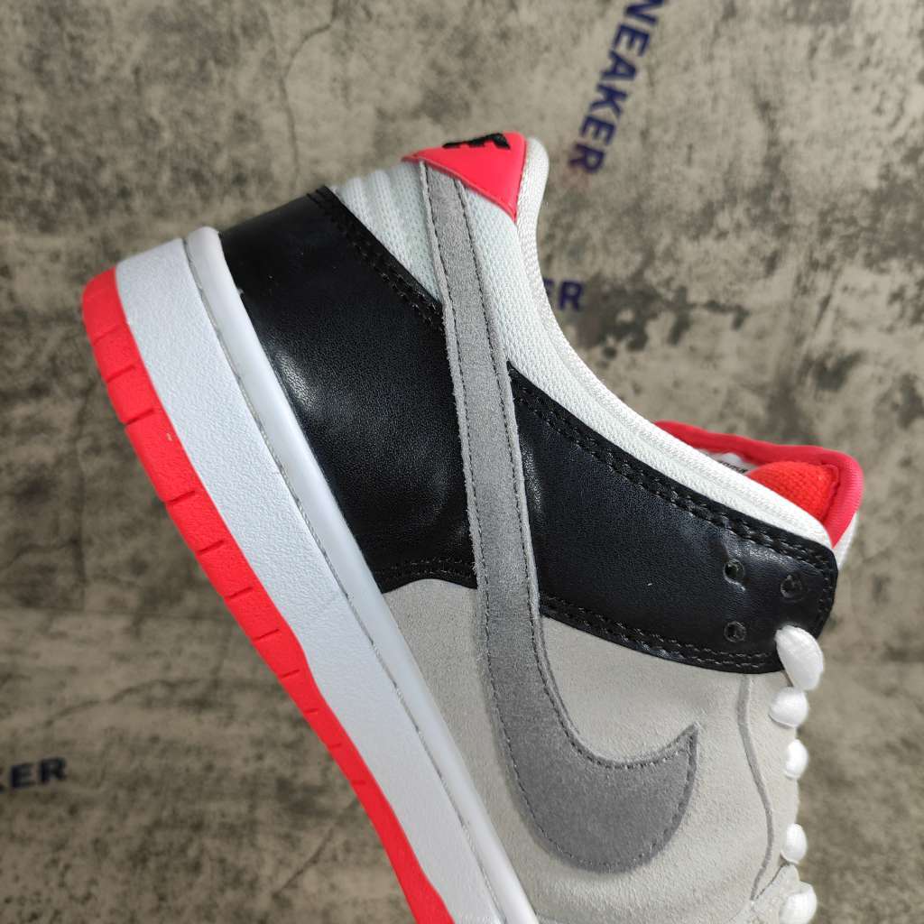 Nike SB Dunk Low Infrared Orange Label CD2563-004