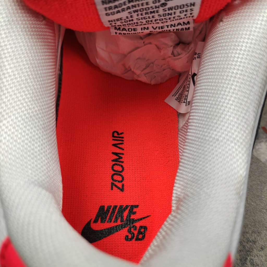 Nike SB Dunk Low Infrared Orange Label CD2563-004