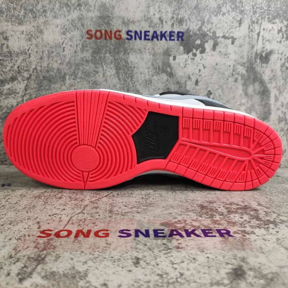 Nike SB Dunk Low Infrared Orange Label CD2563-004