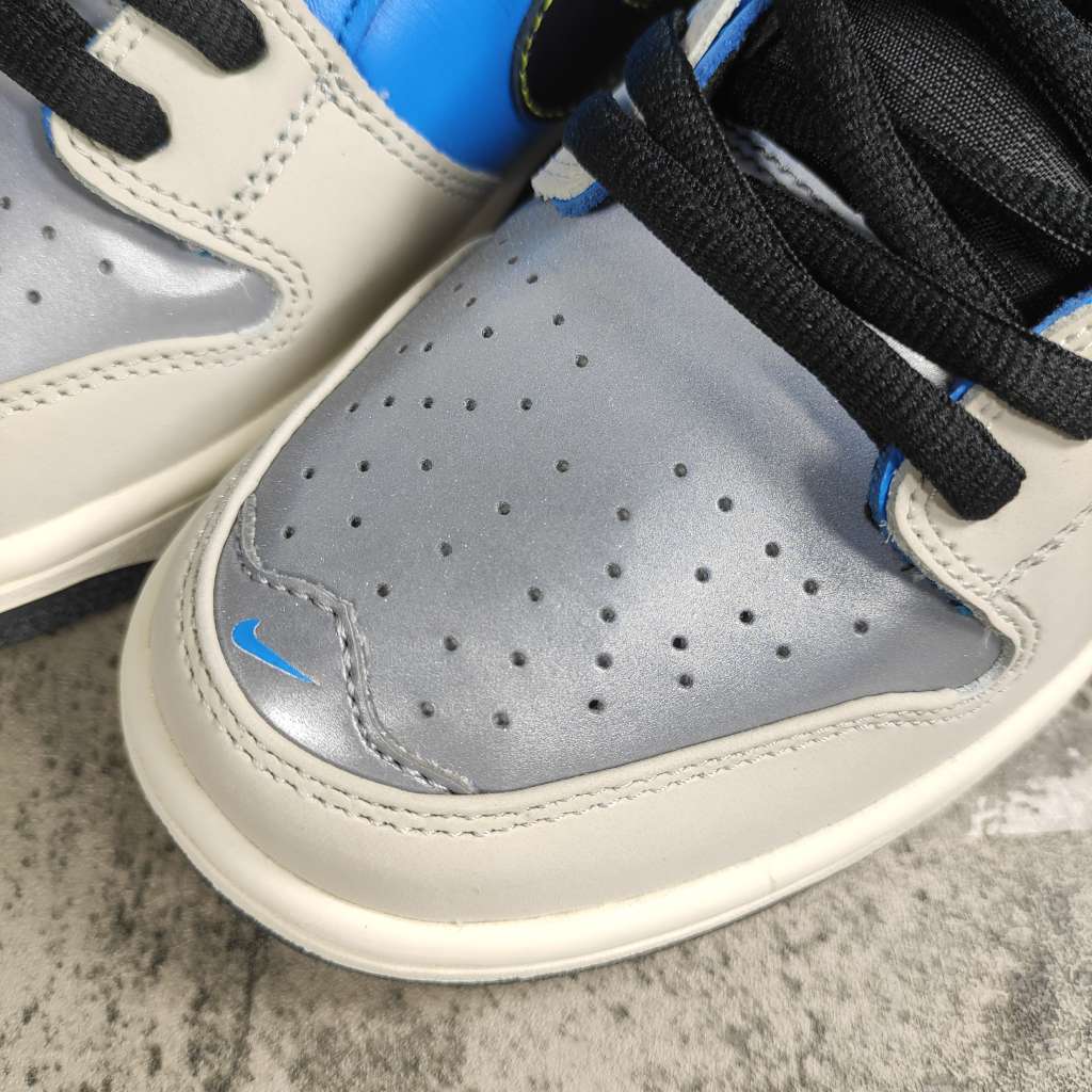 Nike SB Dunk Low Instant Skateboards CZ5128-400