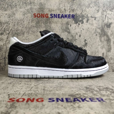 Nike SB Dunk Low Medicom Toy (2020) CZ5127-001 02