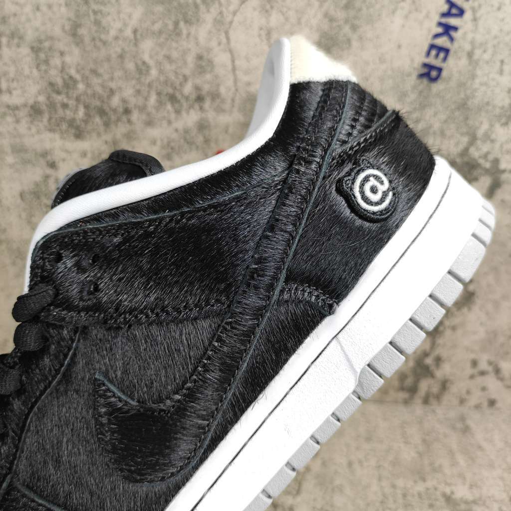 Nike SB Dunk Low Medicom Toy (2020) CZ5127-001