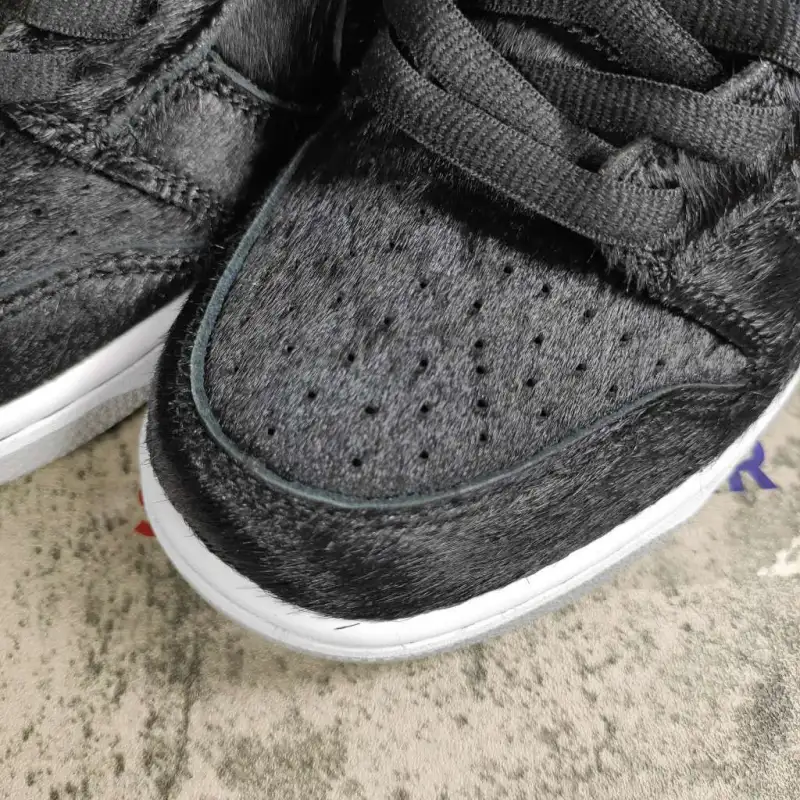 Nike SB Dunk Low Medicom Toy (2020) CZ5127-001