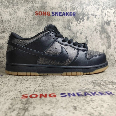 Nike SB Dunk Low Ostrich 304292-003 02
