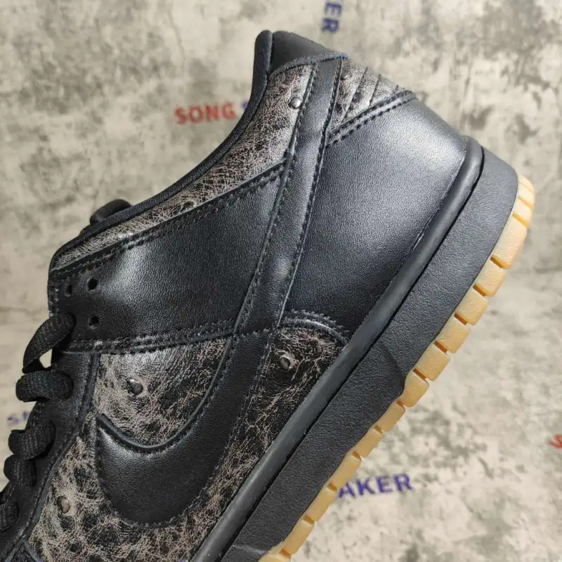Nike SB Dunk Low Ostrich 304292-003