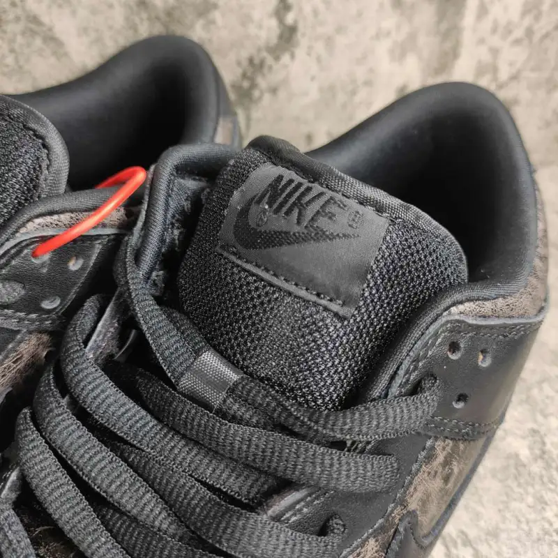 Nike SB Dunk Low Ostrich 304292-003