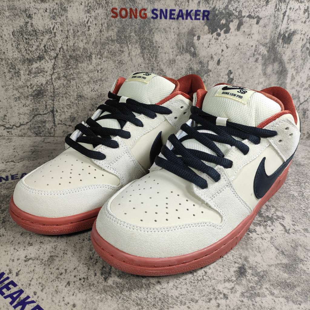 Nike SB Dunk Low Pro Hennessy BQ6817-100