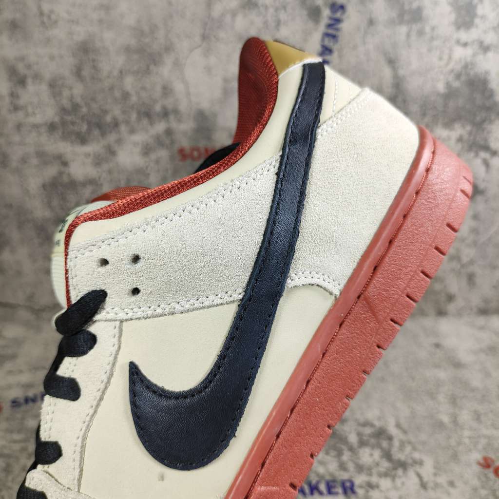 Nike SB Dunk Low Pro Hennessy BQ6817-100