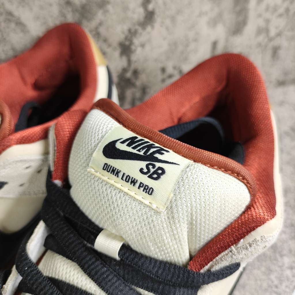Nike SB Dunk Low Pro Hennessy BQ6817-100