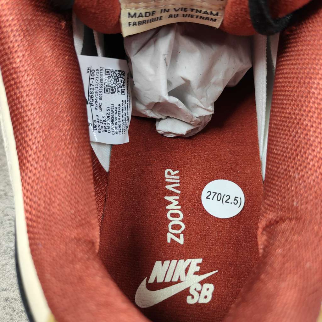 Nike SB Dunk Low Pro Hennessy BQ6817-100