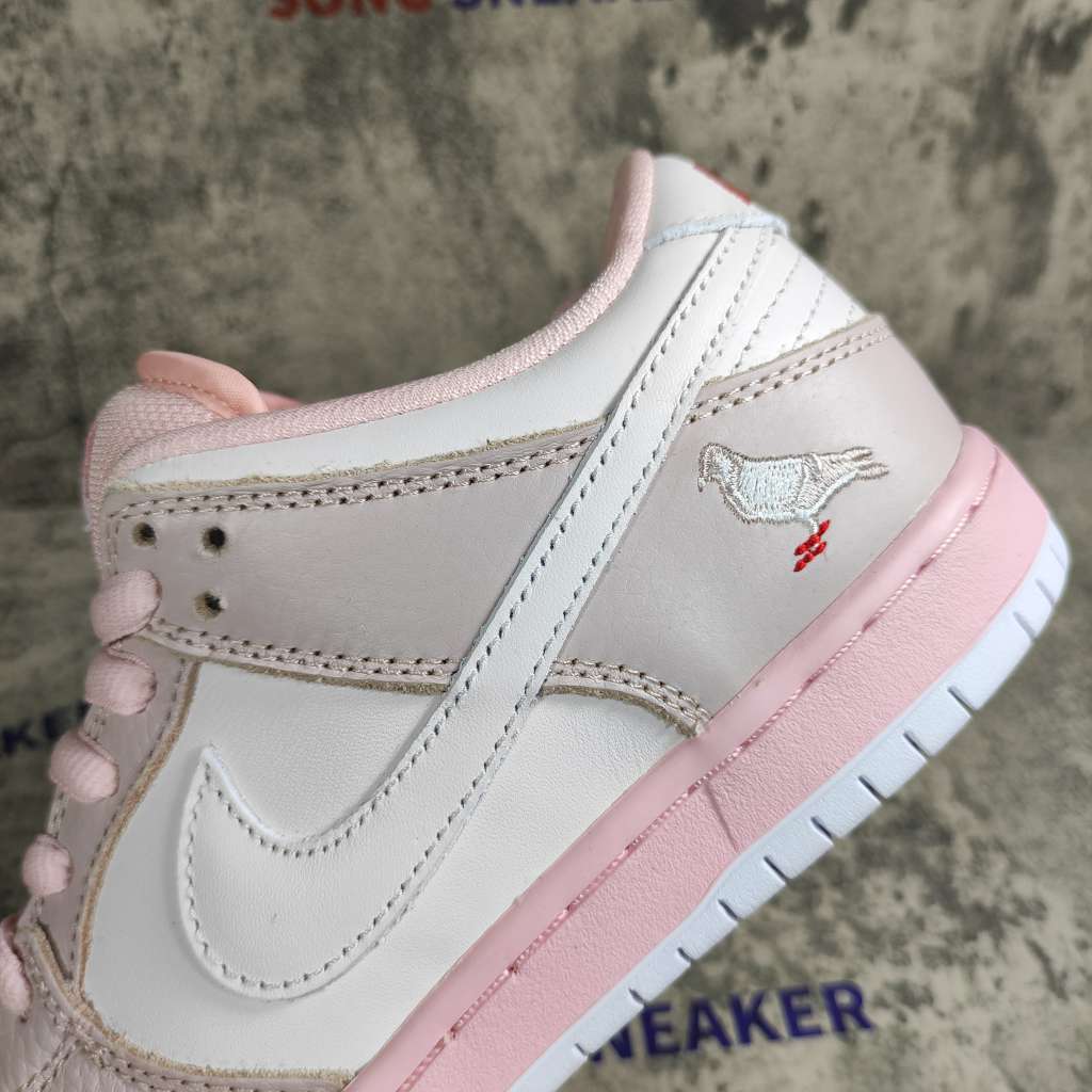 Nike SB Dunk Low PRO OG QS "Pink Pigeon" BV1310-012