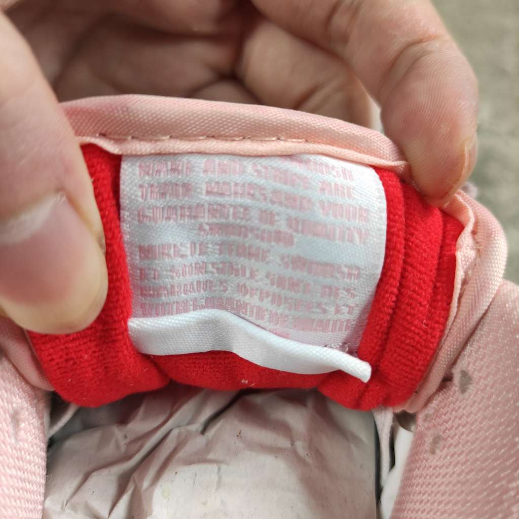 Nike SB Dunk Low PRO OG QS "Pink Pigeon" BV1310-012