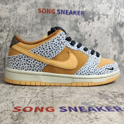 Nike SB Dunk Low Safari CD2563-002 02