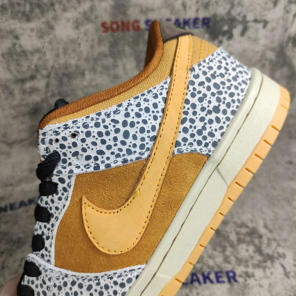 Nike SB Dunk Low Safari CD2563-002