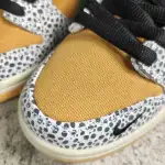 Nike SB Dunk Low Safari CD2563-002