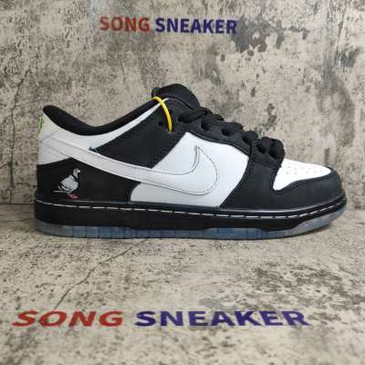 Nike SB Dunk Low Staple Panda Pigeon BV1310-013 02