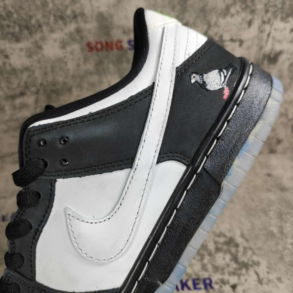 Nike SB Dunk Low Staple Panda Pigeon BV1310-013