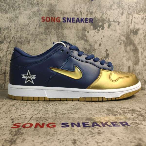 Nike SB Dunk Low Supreme Jewel Swoosh Gold CK3480-700