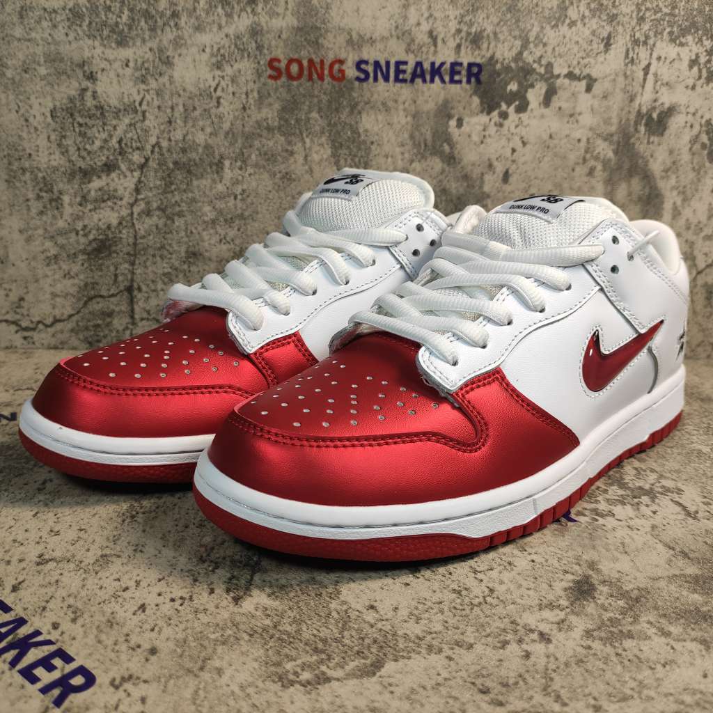 Nike SB Dunk Low Supreme Jewel Swoosh Red CK3480-600