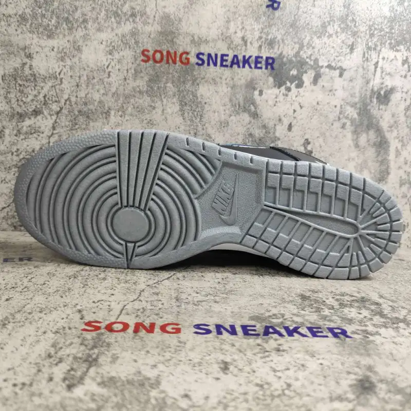 Nike SB Dunk Low Supreme Jewel Swoosh Silver CK3480-001