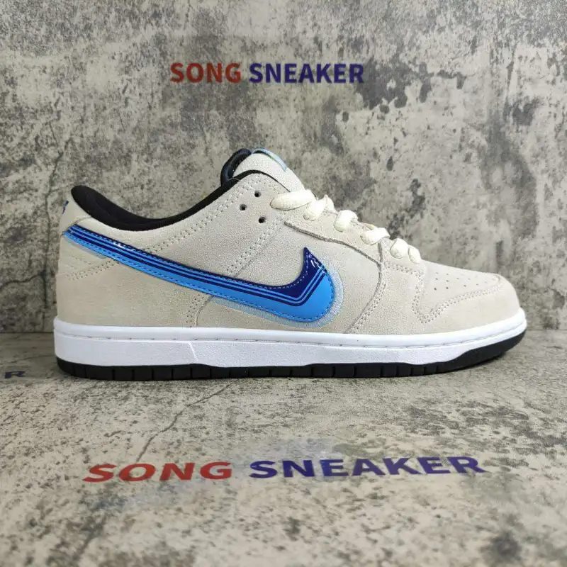 Nike SB Dunk Low Truck It CT6688-200