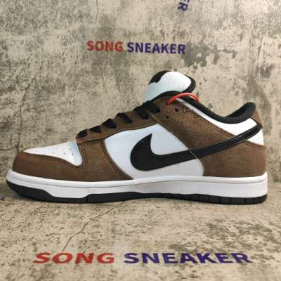 Nike SB Dunk Low White Black Trail End Brown 304292-102 01
