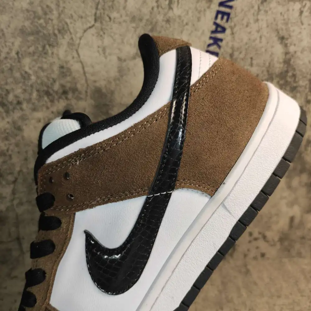 Nike SB Dunk Low White Black Trail End Brown 304292-102