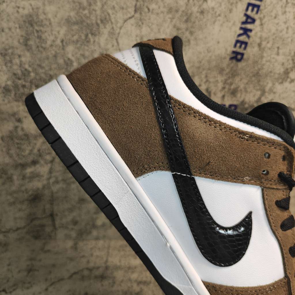 Nike SB Dunk Low White Black Trail End Brown 304292-102