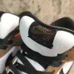 Nike SB Dunk Low White Black Trail End Brown 304292-102