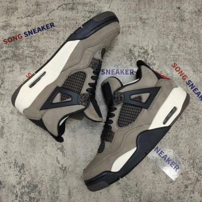 Travis Scott x Air Jordan 4 Retro Brown AJ4-882335 01