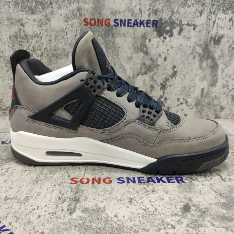 Travis Scott x Air Jordan 4 Retro Brown AJ4-882335
