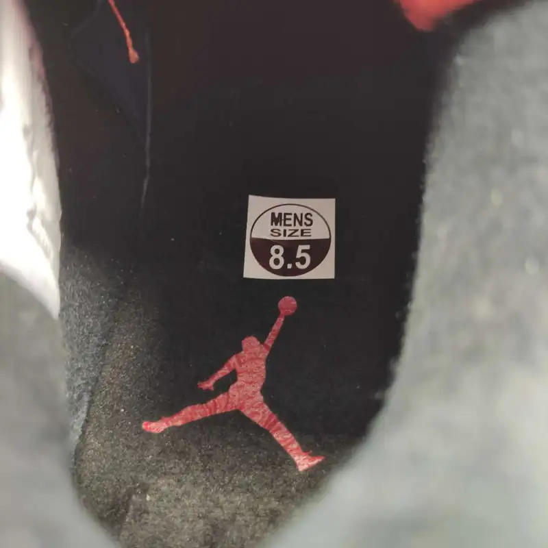 Travis Scott x Air Jordan 4 Retro Purple AJ4-766302