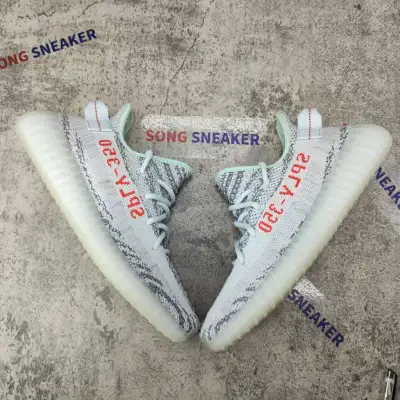 Yeezy Boost 350 V2 Blue Tint B37571 01