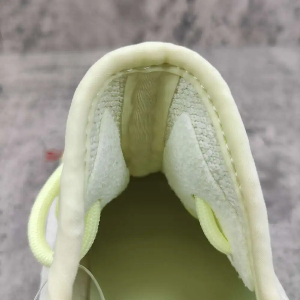 Yeezy Boost 350 V2 Butter F36980