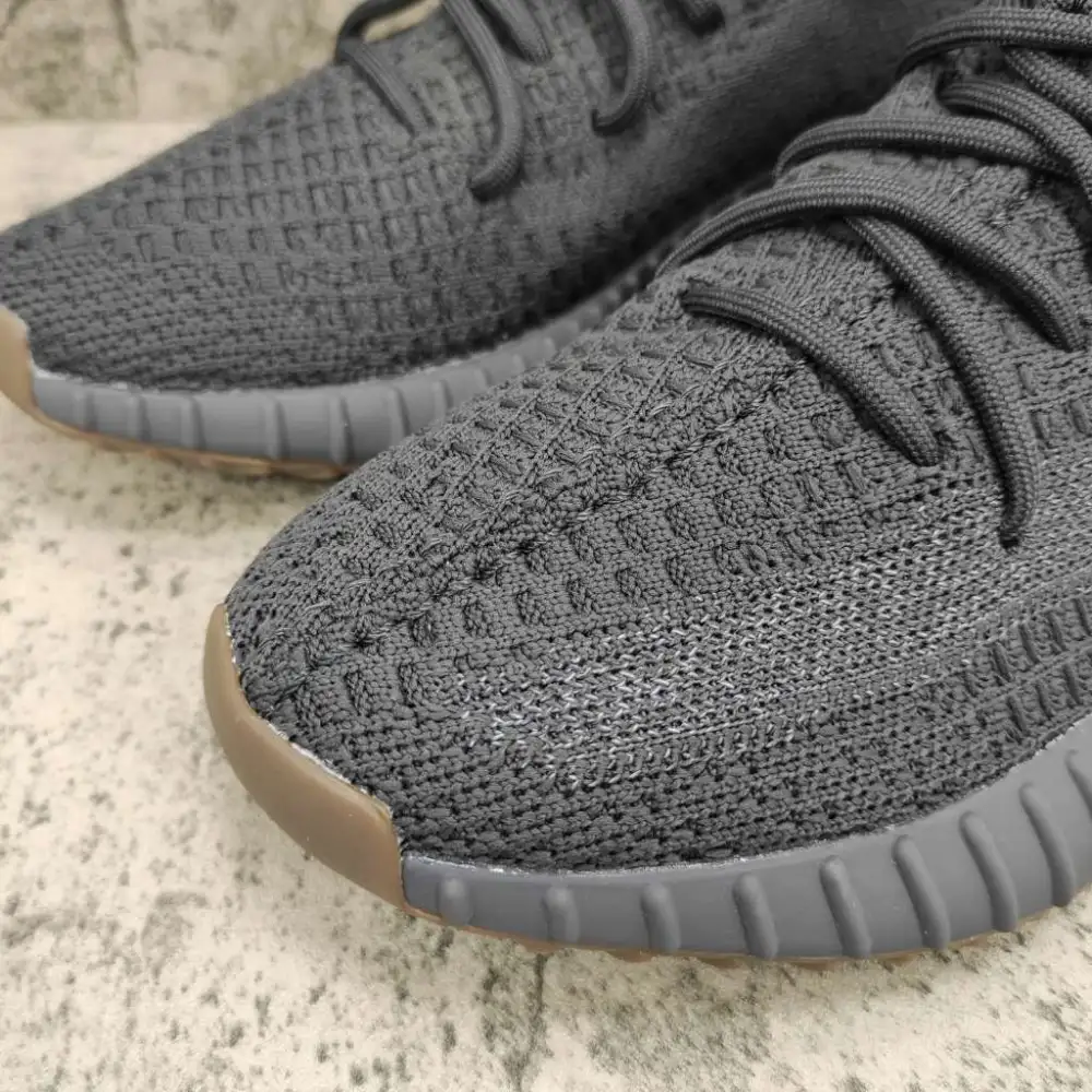 Yeezy Boost 350 V2 Cinder (Reflective) FY4176