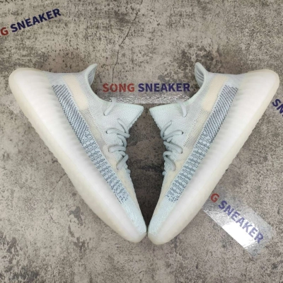 Yeezy Boost 350 V2 Cloud White (Reflective) FW5317 01