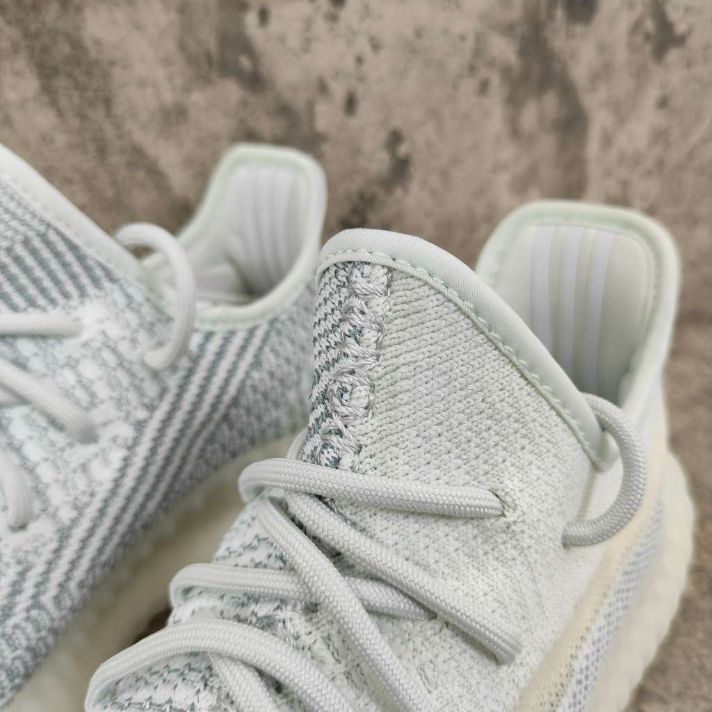 Yeezy Boost 350 V2 Cloud White (Reflective) FW5317