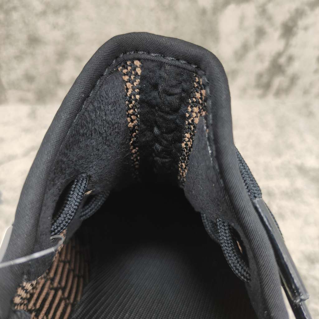 Yeezy Boost 350 V2 Core Black Copper BY1605