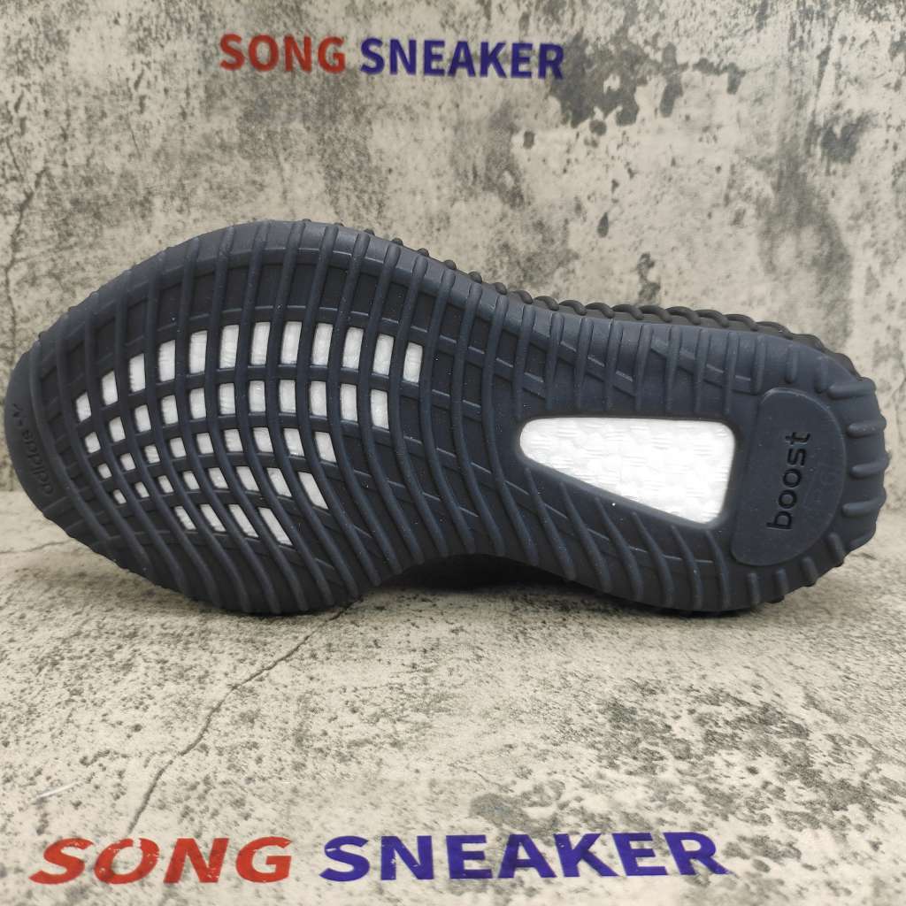 Yeezy Boost 350 V2 Core Black Red BY9612
