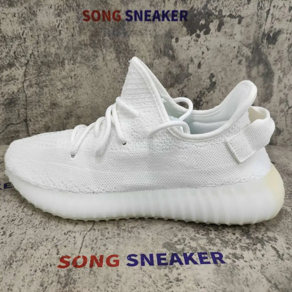 Yeezy Boost 350 V2 Cream/Triple White CP9366