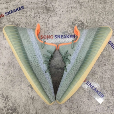 Yeezy Boost 350 V2 Desert Sage FX9035 01