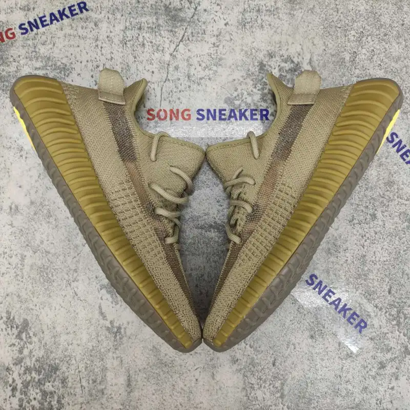 Yeezy Boost 350 V2 Earth FX9033