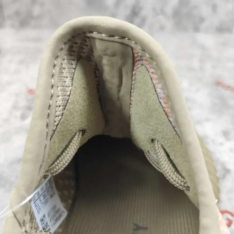 Yeezy Boost 350 V2 Eliada FZ5240 