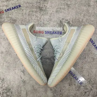 Yeezy Boost 350 V2 Lundmark (Non Reflective) FU9161 01