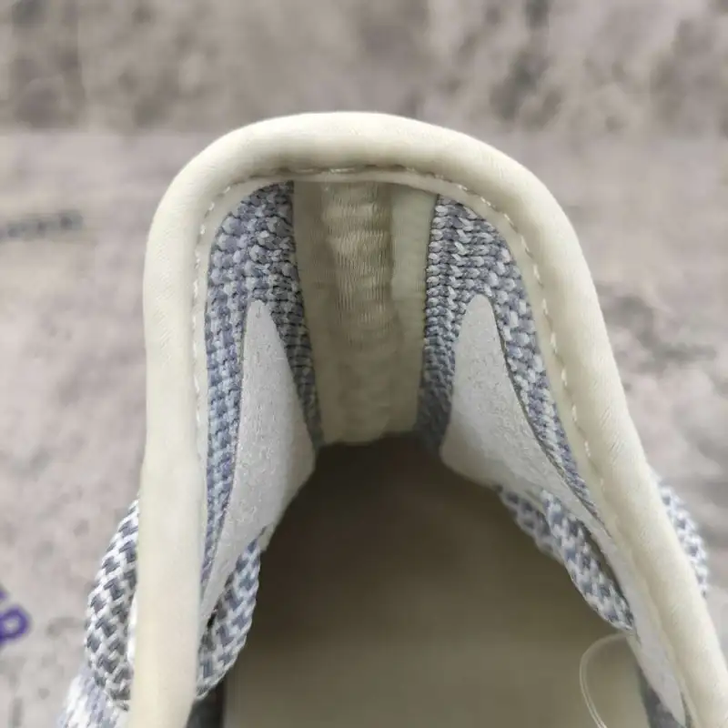 Yeezy Boost 350 V2 Lundmark (Non Reflective) FU9161