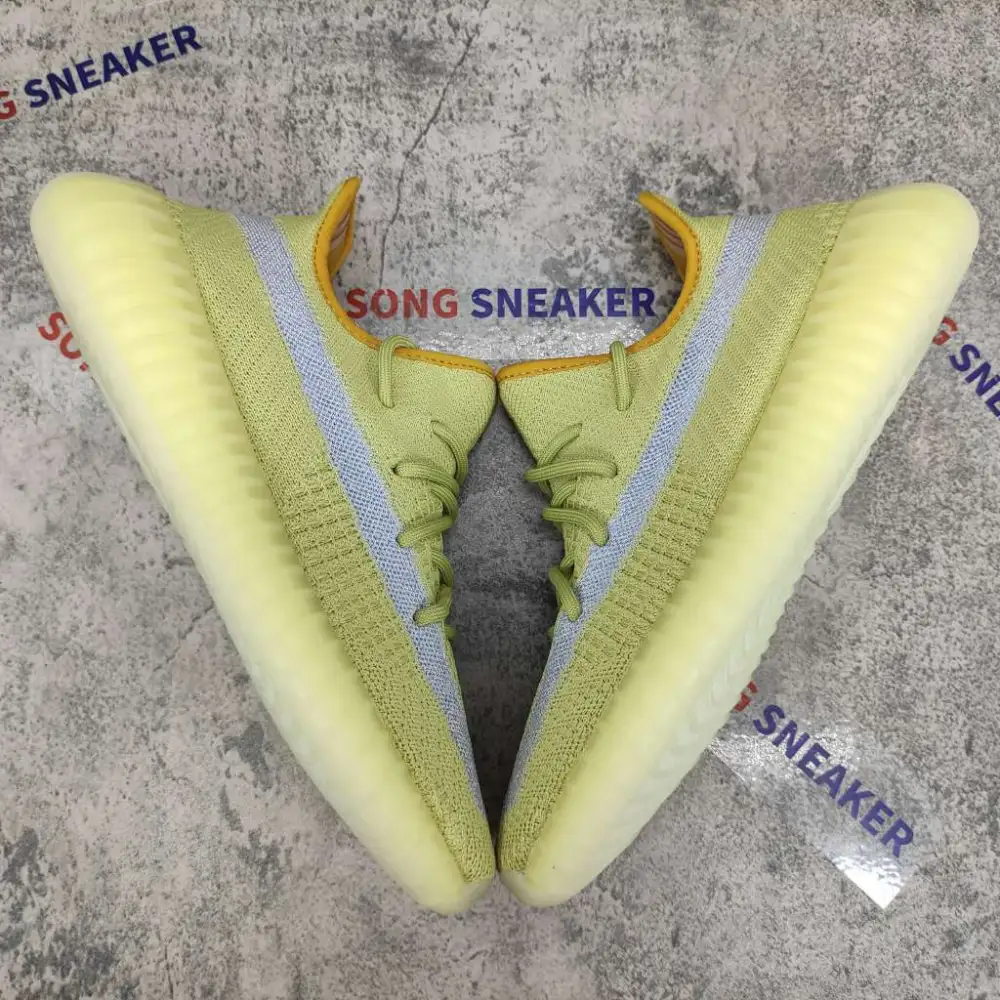 Yeezy Boost 350 V2 Marsh FX9034