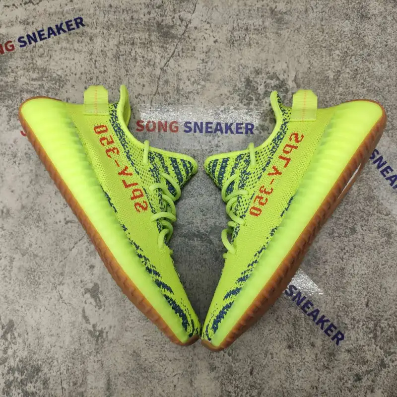 Yeezy Boost 350 V2 Semi Frozen Yellow B37572