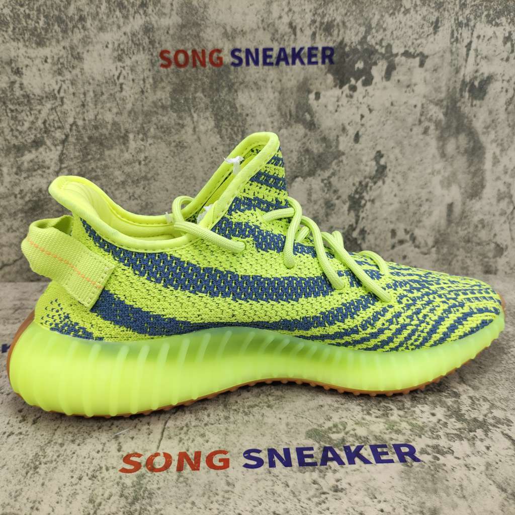 Yeezy Boost 350 V2 Semi Frozen Yellow B37572